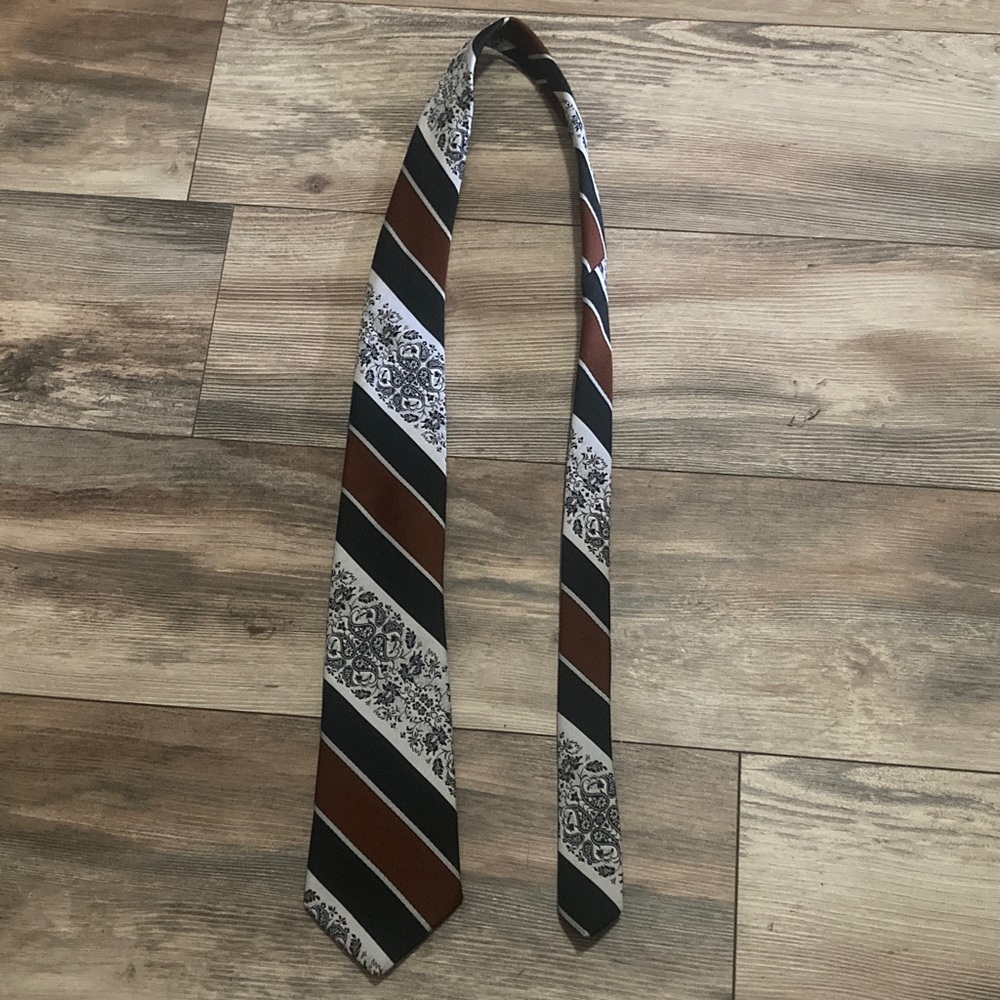 Montgomery Ward Striped Paisley Tie VTG